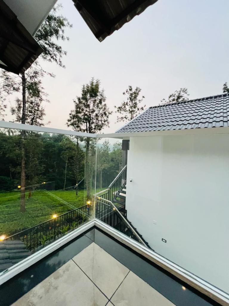 Pabis Luxurious Stay Витхири Экстерьер фото